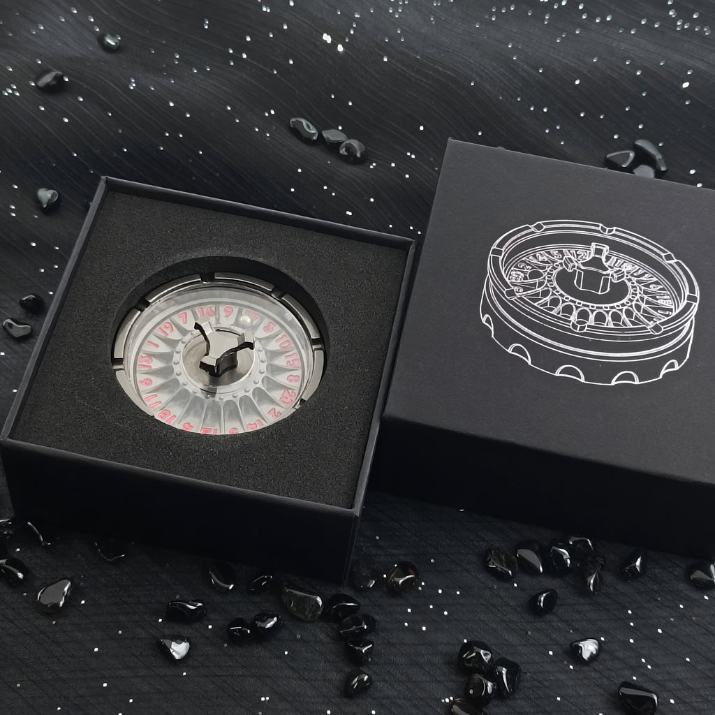 Little Flying Dragon Compass