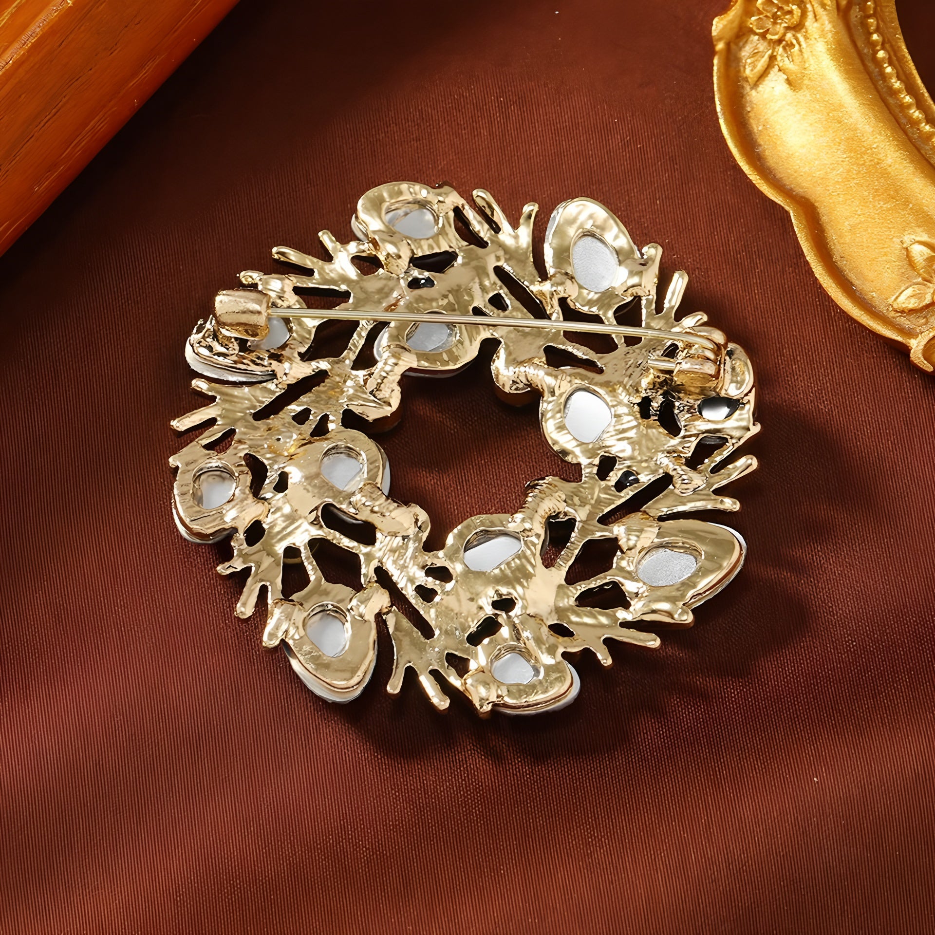 Christmas Jelly Champagne Hazelnut Brooch