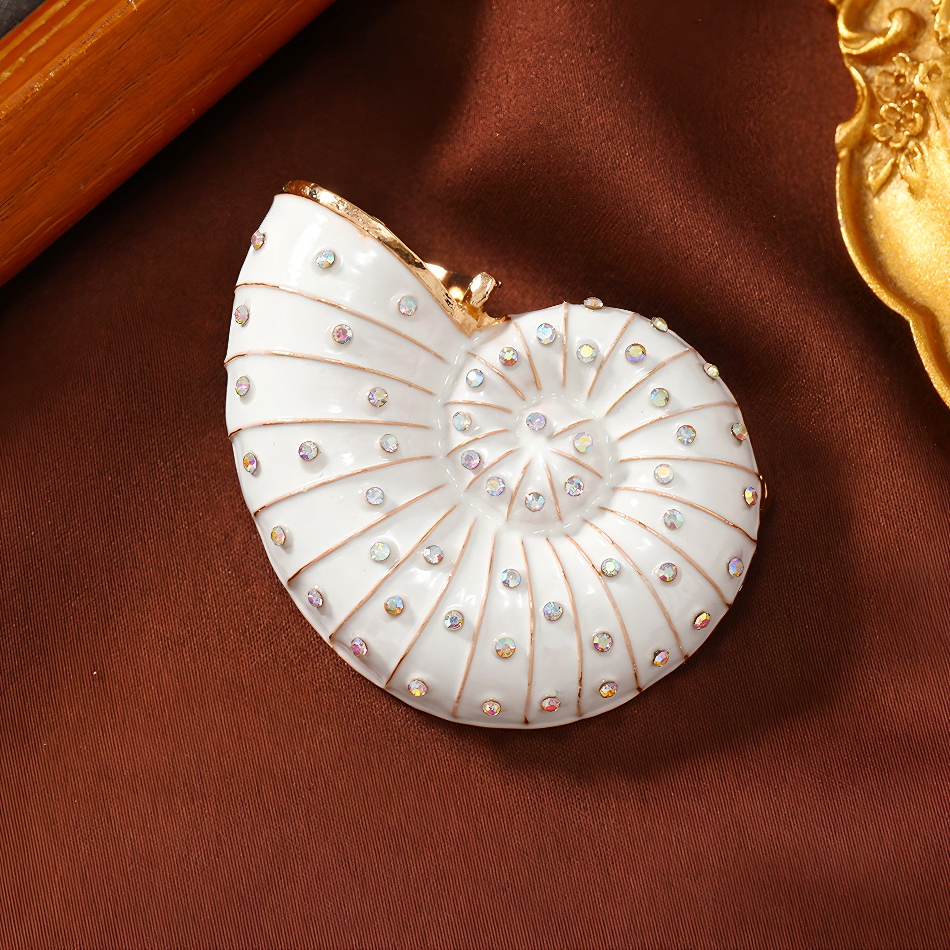 Vintage Conch Brooch