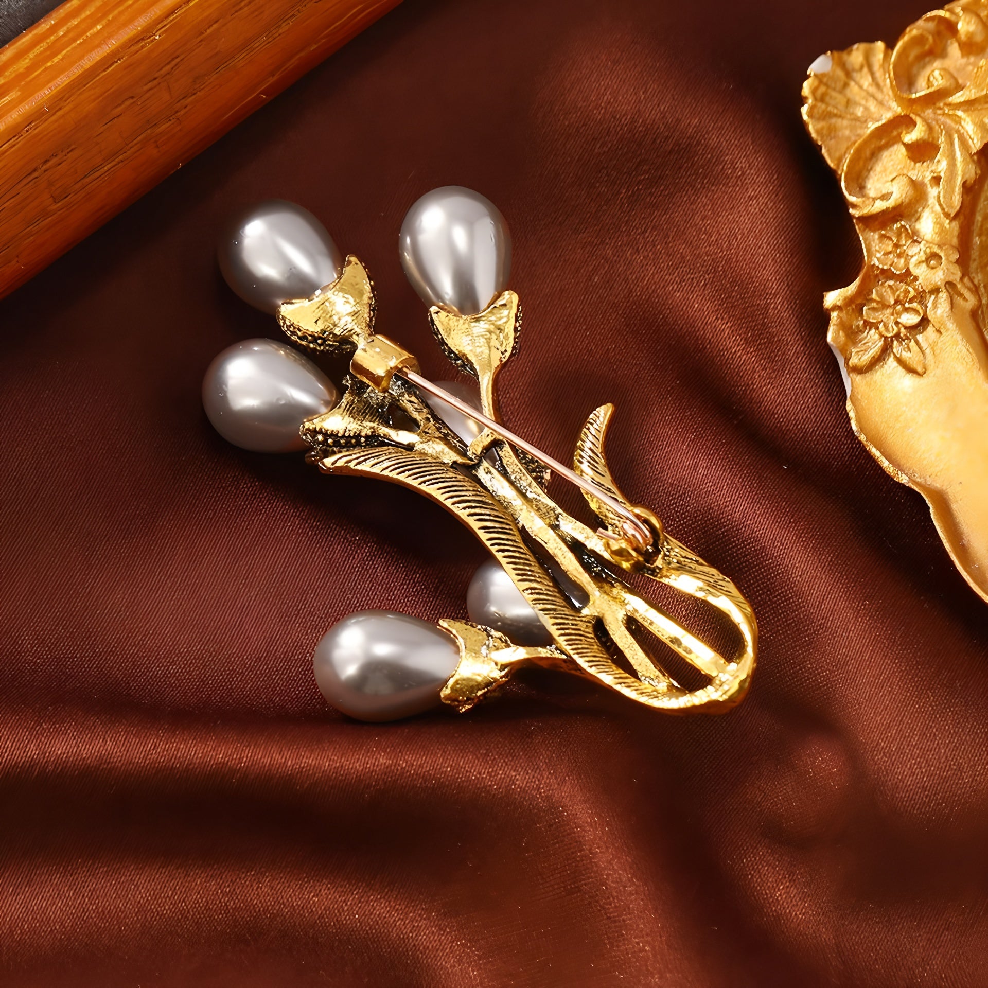 Champagne Pearl Daffodil Brooch